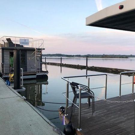 Hausboot Fjord Aries Mit Dachterrasse In Schleswig Hotel Exterior photo