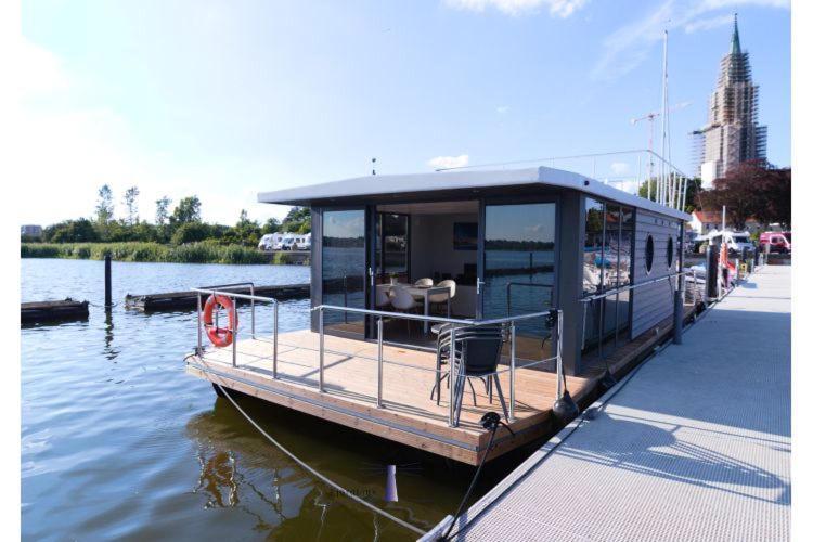 Hausboot Fjord Aries Mit Dachterrasse In Schleswig Hotel Exterior photo